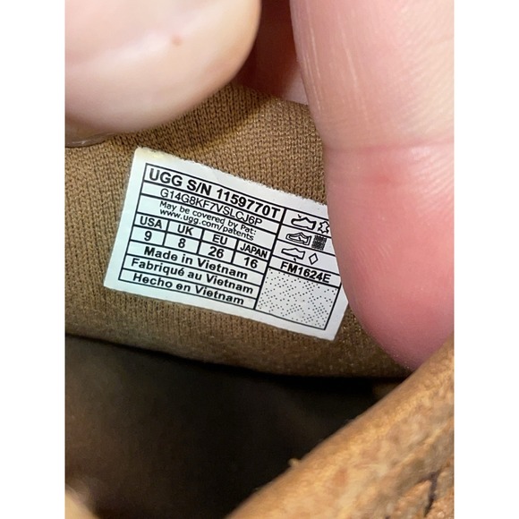 UGG® GOLDENSTAR CLOGS Toddler size 9 Brown - Picture 6 of 6